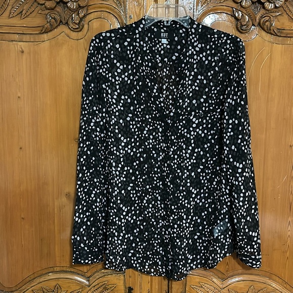 Kut from the Kloth Tops - Kut From the Kloth Jasmine Top in Normandy Dot Black. Large
